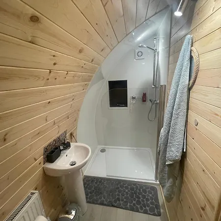 Hotel Tra Na Mbo Glamping Pod à Waterford Extérieur photo